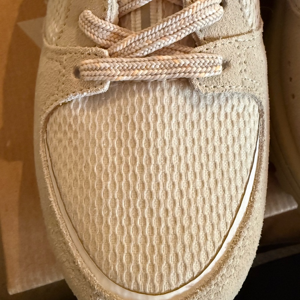 Veja Brand Story Box - Sustainable Mission Statement - Picture 3 of 15